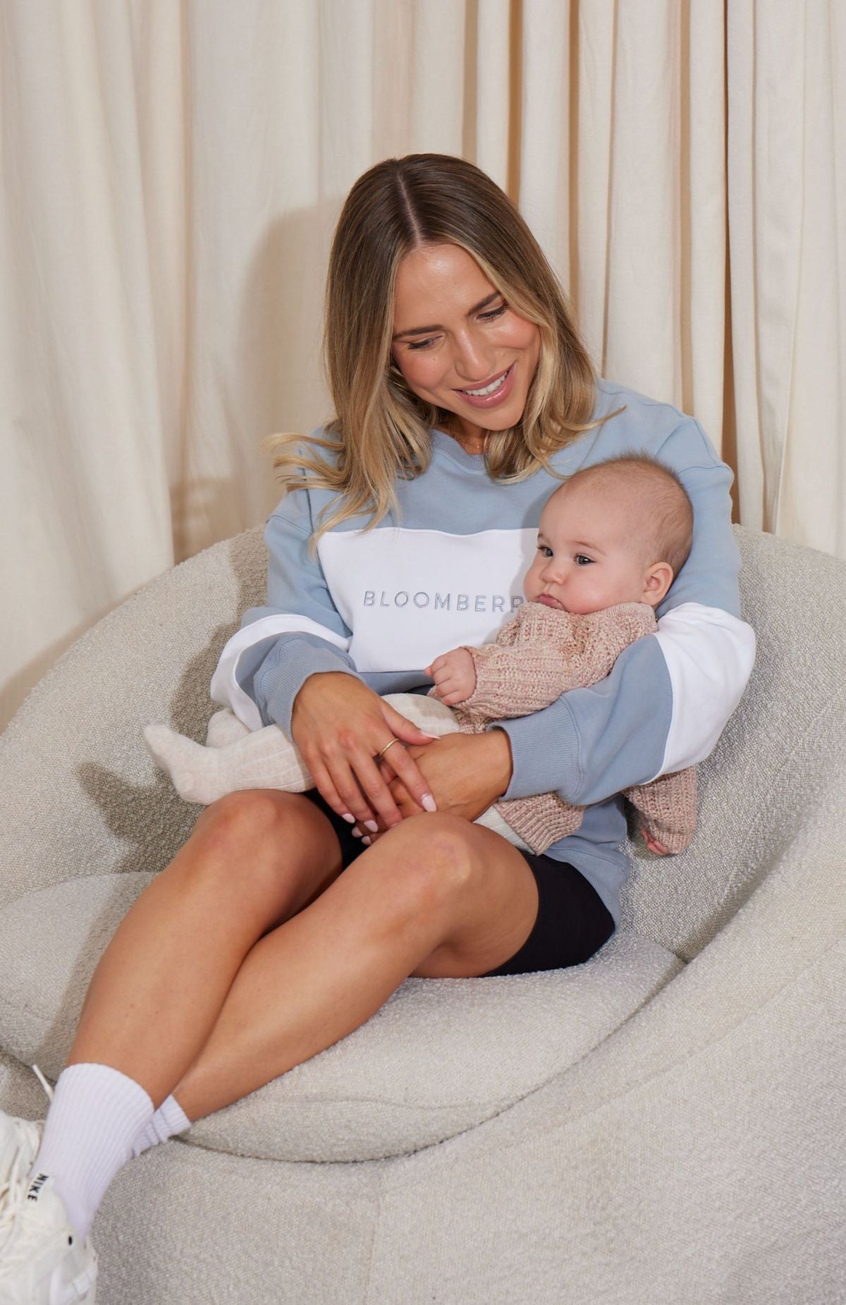 Elevate Nursing Sweater Blue-White