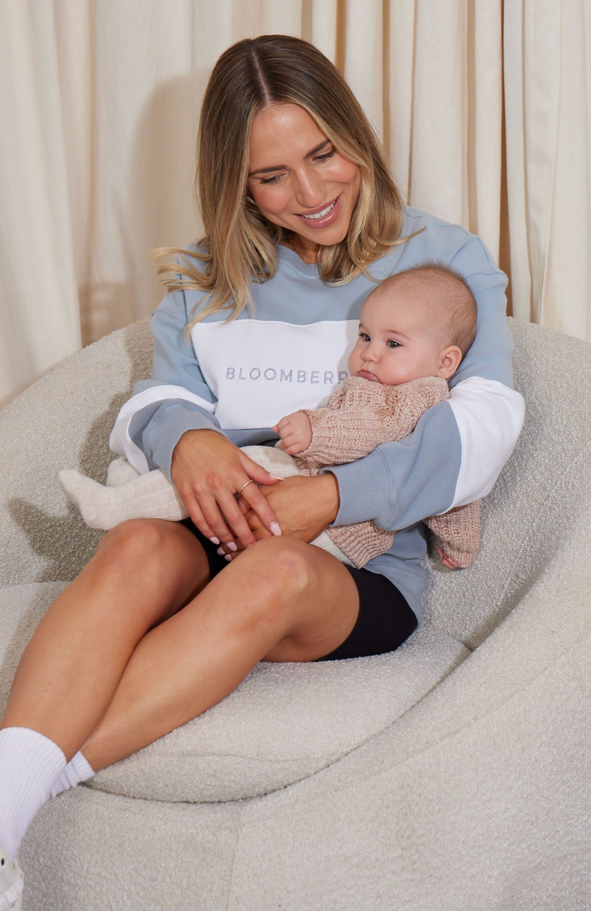 Elevate Nursing Sweater Blue-White