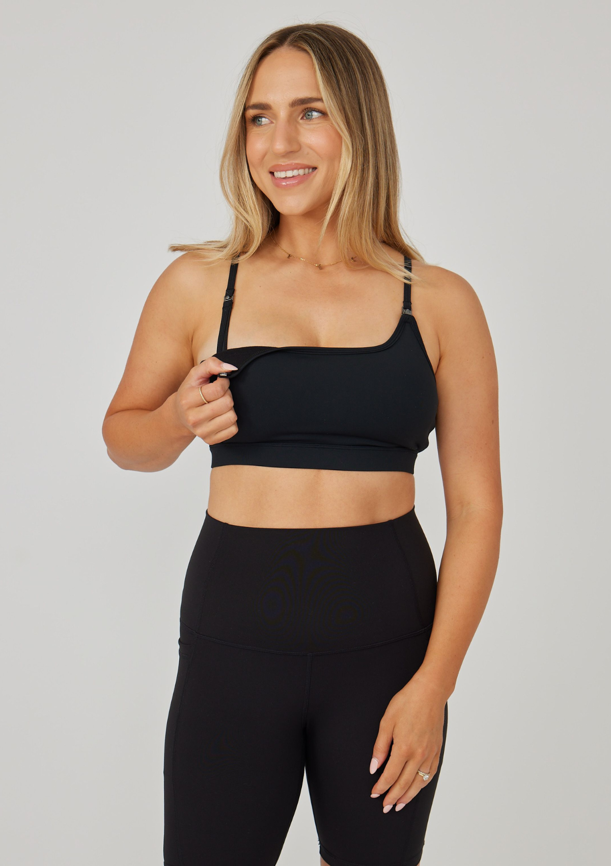 Ella T-Shirt Nursing Crop A-D Cup (Black)