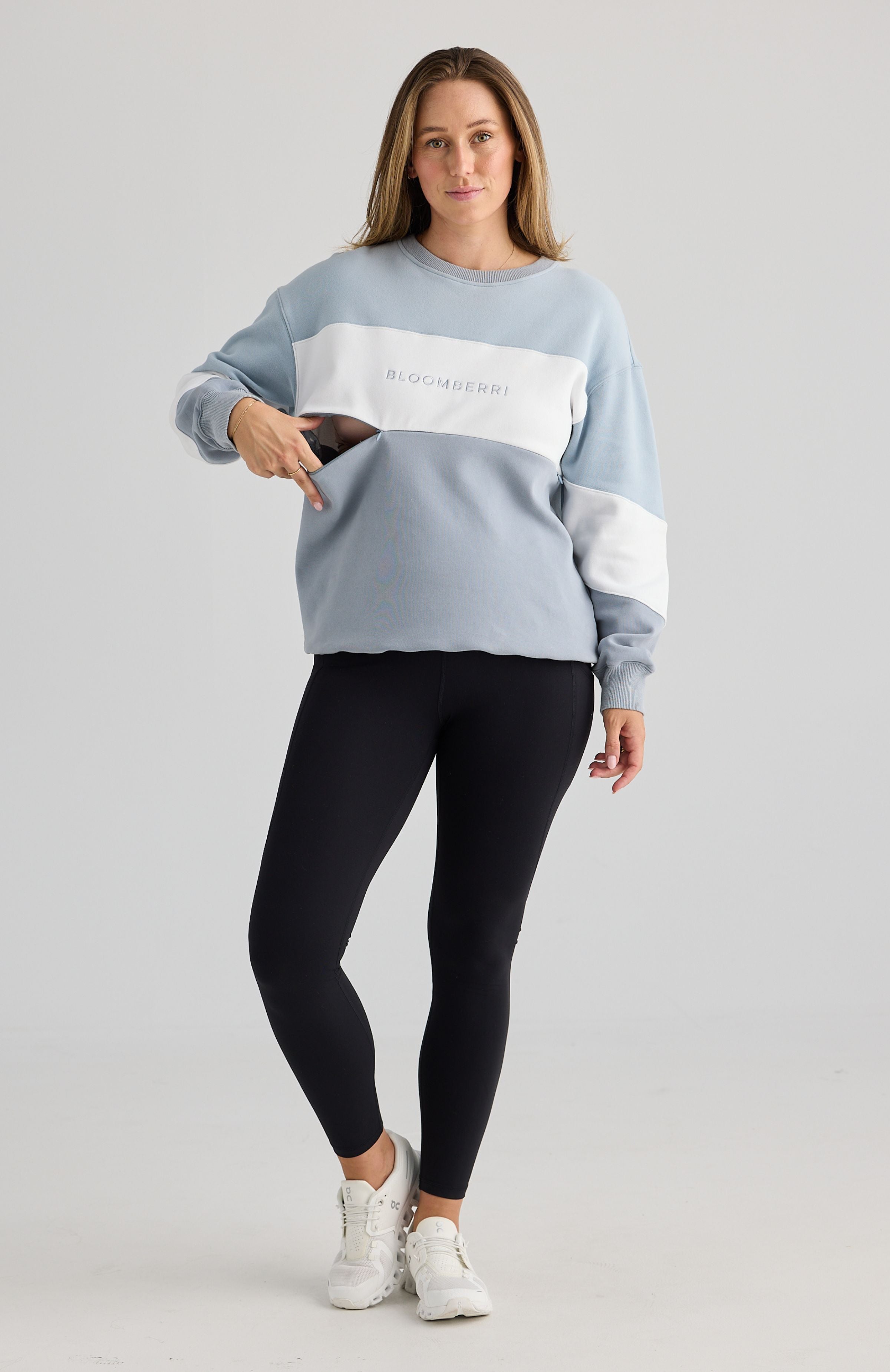 Elevate Nursing Sweater Blue-White